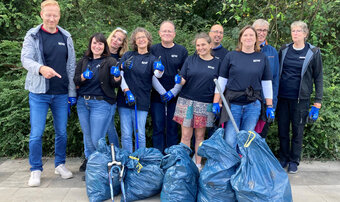 Wir räumen auf!  Teams von JACKON by BEWI beteiligen sich am World Cleanup Day