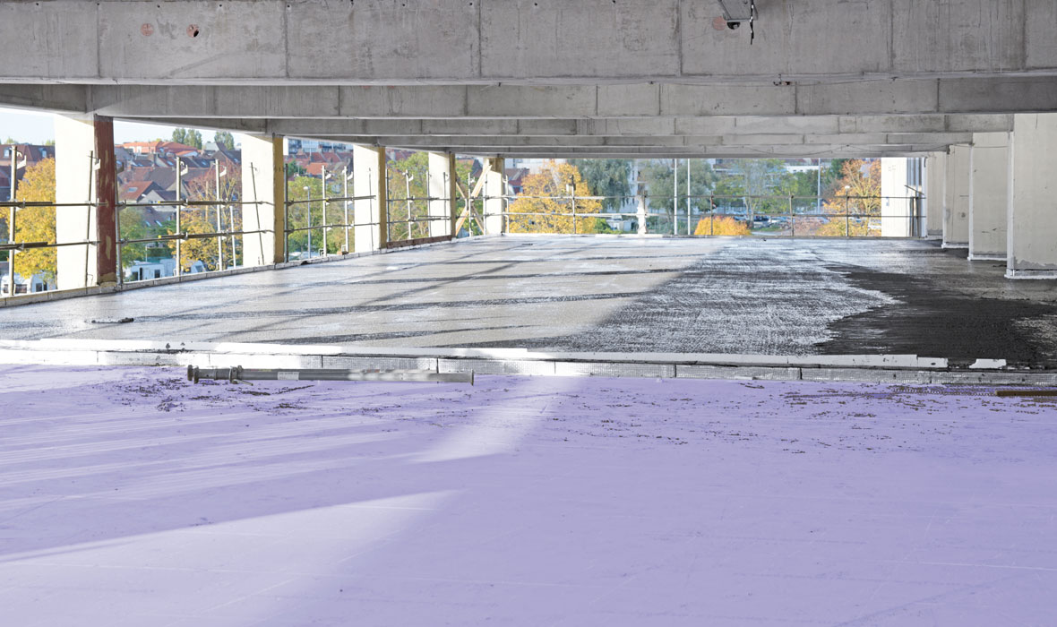 Ein neuer Stadtteil blüht auf - JACKODUR<sup>®</sup> KF: Umkehrdach schafft dringend notwendigen Parkraum
