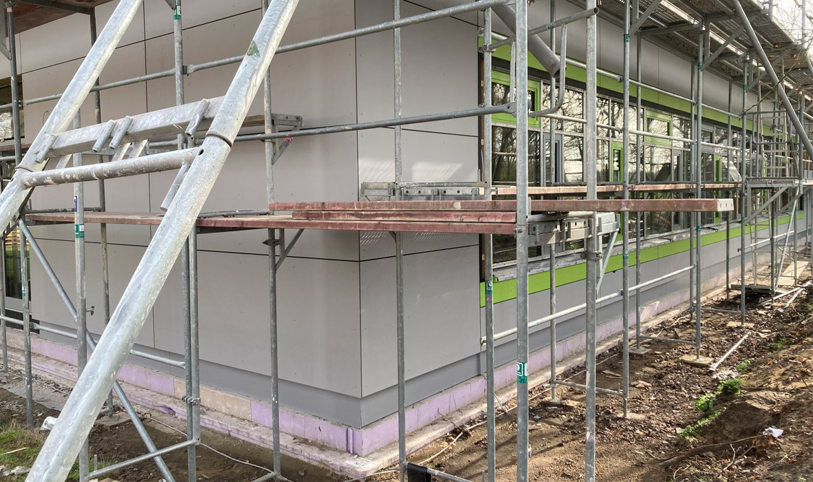 Neuer Lernort mit solider Bodenplattendämmung - JACKODUR® Atlas System für Neubau der Grundschule in Versmold-Bockhorst