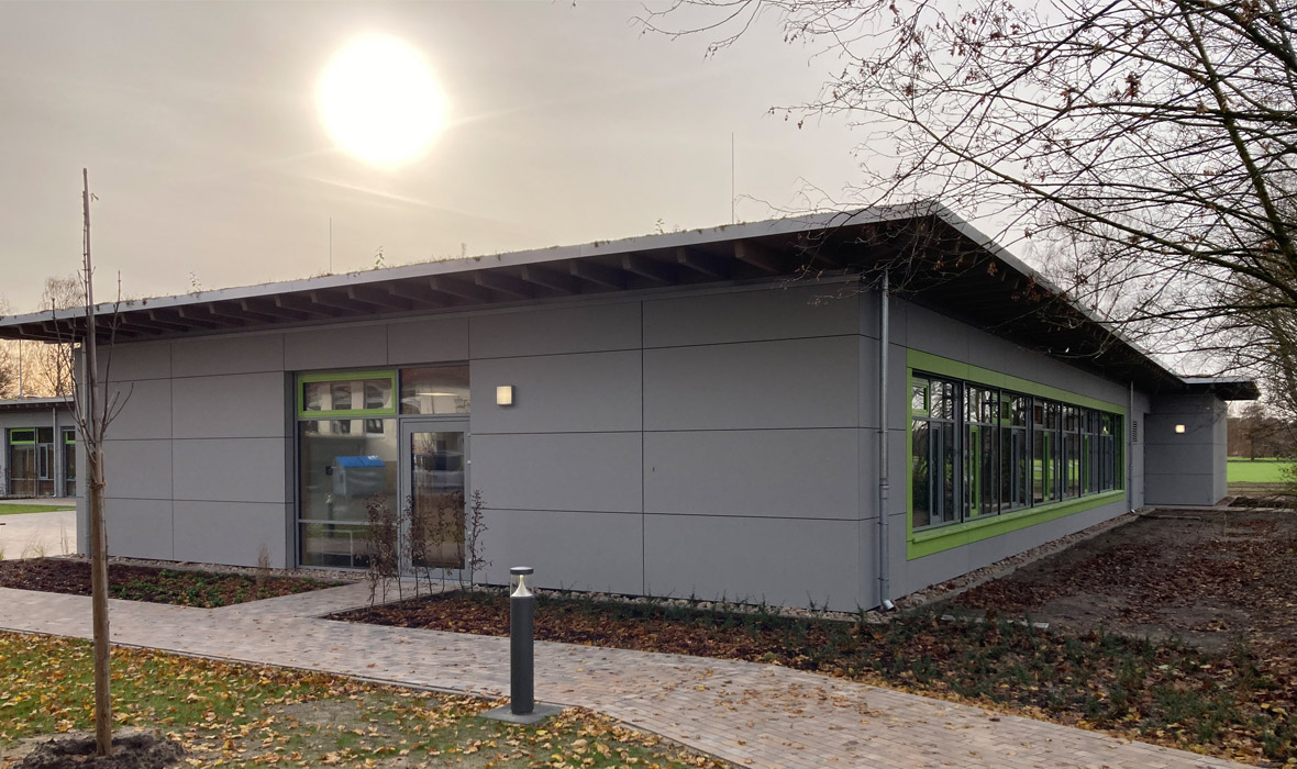 Neuer Lernort mit solider Bodenplattendämmung - JACKODUR® Atlas System für Neubau der Grundschule in Versmold-Bockhorst