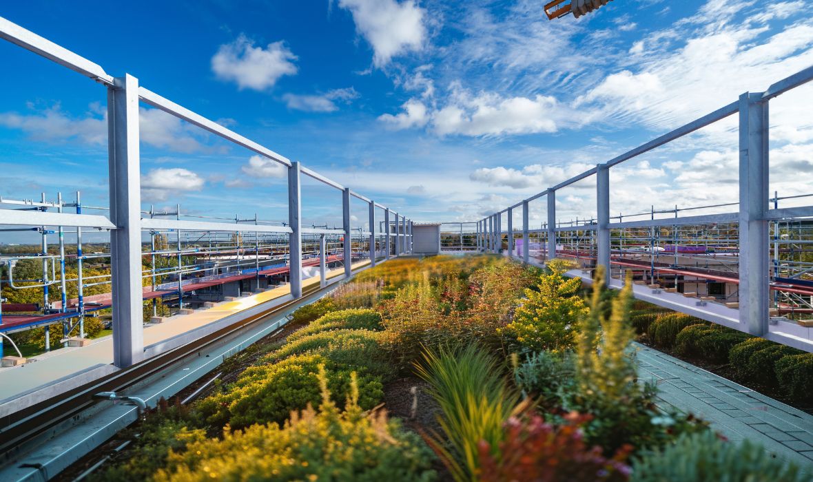 Kostenlose Online-Webinare 2026 von JACKON Insulation by BEWI: Fachwissen für energieeffizientes und nachhaltiges Dämmen mit JACKODUR®